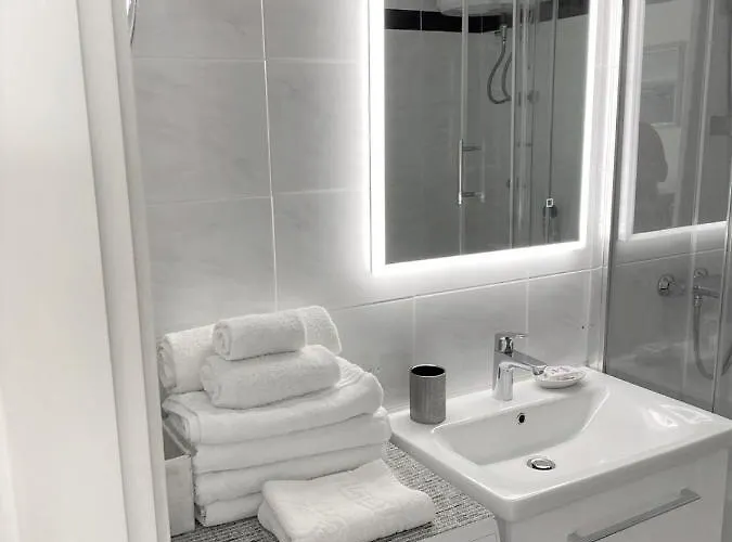 Tina Daire Rogoznica (Sibenik-Knin)